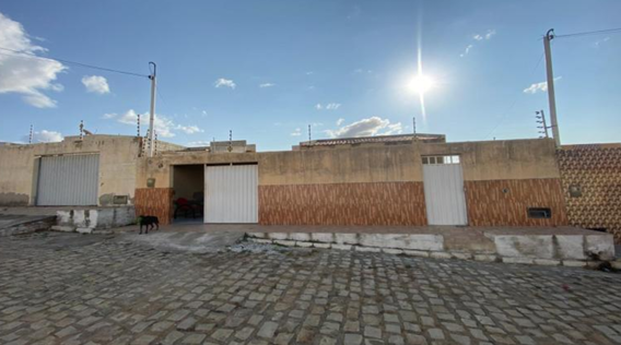 Casa com 120,79 m² - Ilha de Santana MACAU RN - leilão extrajudicial - MACAU RN - lance mínimo R$ 62.000