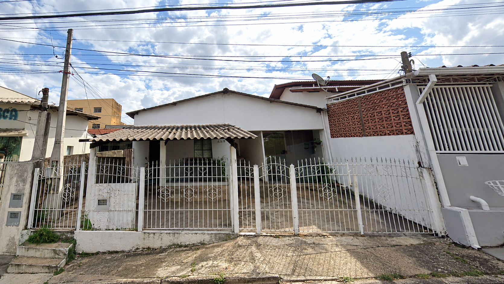 Imagem do imóvel LOTE 1: Casa com 300,00m²(AT) - Parque D. Pedro II CAMPINAS SP