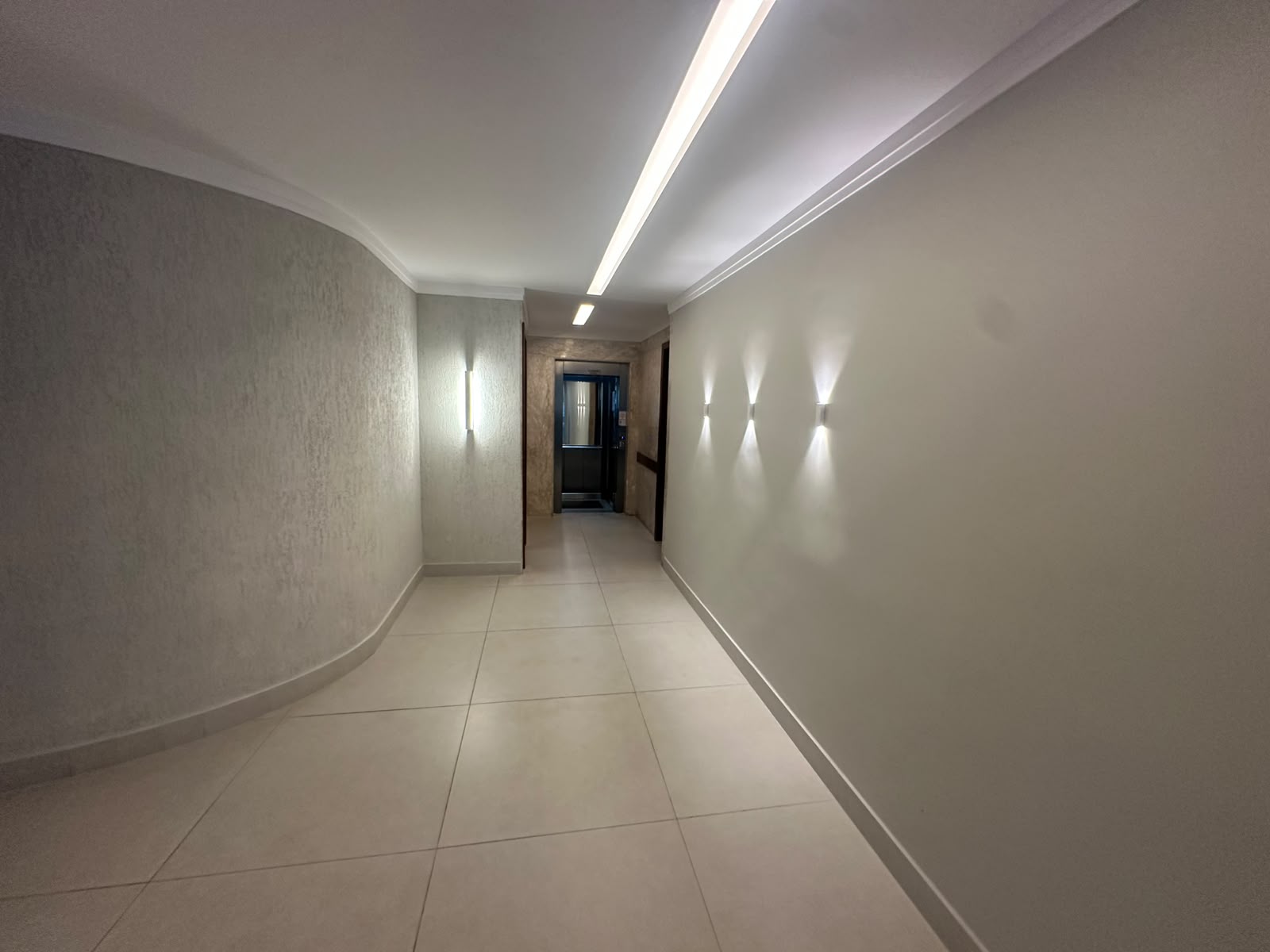 LOTE 1: Apartamento com 351,33 m² e 3 vagas - Praia da Costa VILA VELHA ES, localizado em Vila Velha - ES, bairro Praia da Costa