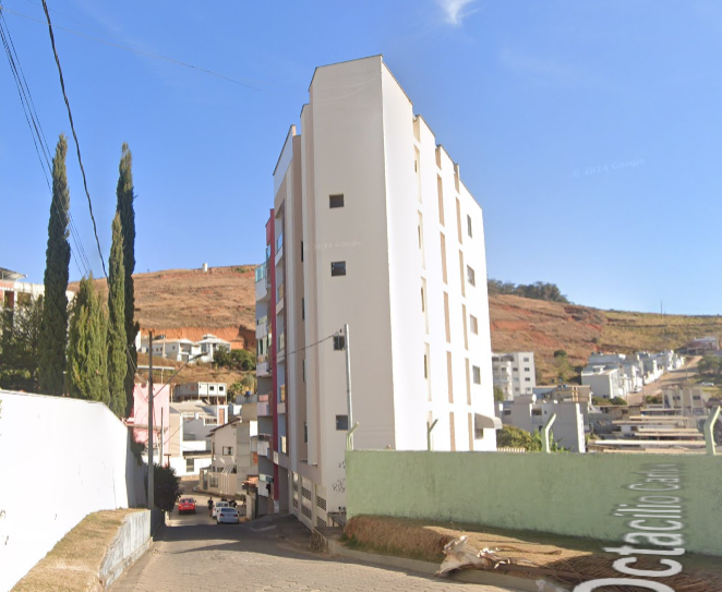 LOTE 8: Apartamento com 125,46 m² - Centro ESPERA FELIZ MG, localizado em Espera Feliz - MG, bairro Centro