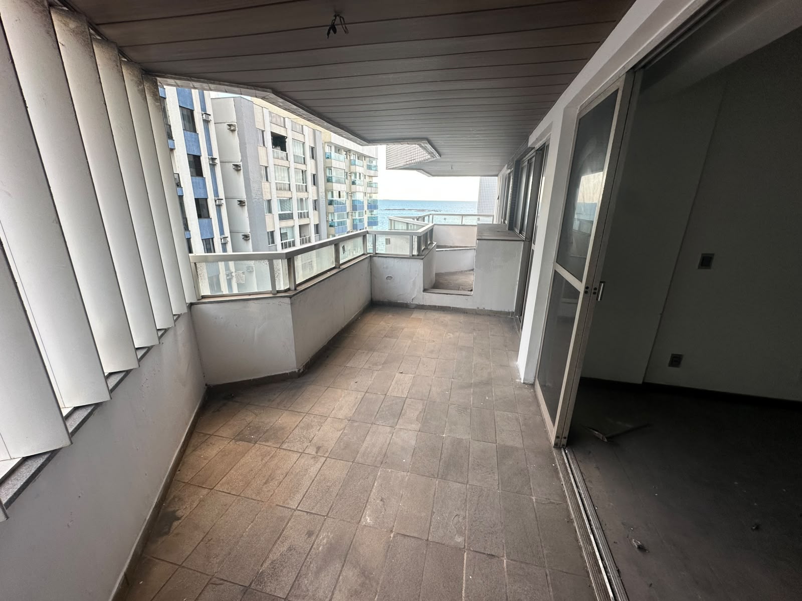 LOTE 1: Apartamento com 351,33 m² e 3 vagas - Praia da Costa VILA VELHA ES, localizado em Vila Velha - ES, bairro Praia da Costa