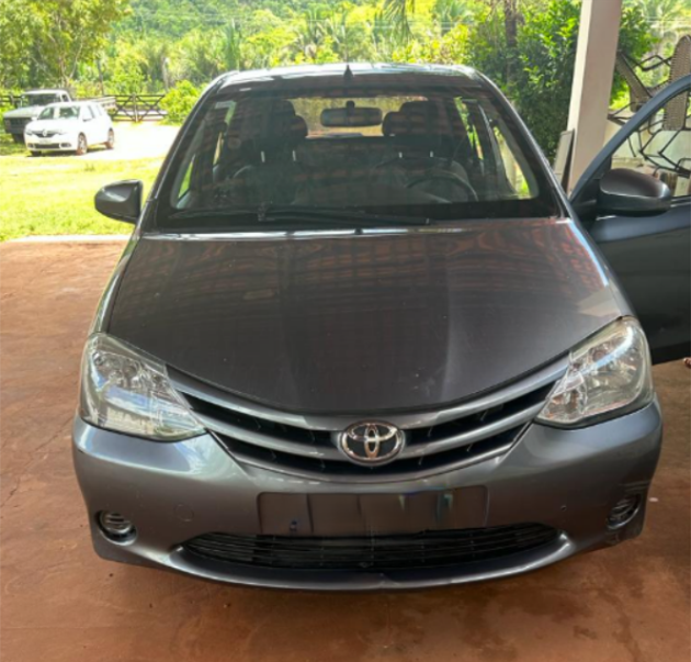 TOYOTA ETIOS SD X, ANO 14/15