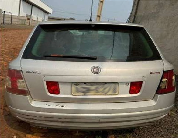 Fiat, Modelo Stilo Sporting Dual, Ano 08/09 — foto 4 de 6