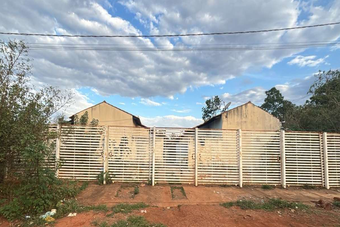 Casa com 42,68 m² - Loteamento Pacaembu VALPARAÍSO DE GOIÁS GO - leilão extrajudicial - VALPARAÍSO DE GOIÁS GO - lance mínimo R$ 44.000