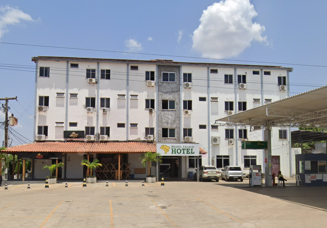 LOTE 1: Prédio comercial com 1.274 m² - Centro BACABAL MA
