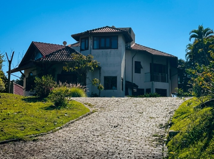 Foto de DIREITOS | MANSÃO EM CONDOMÍNIO FECHADO - VALINHOS/SP - (02)