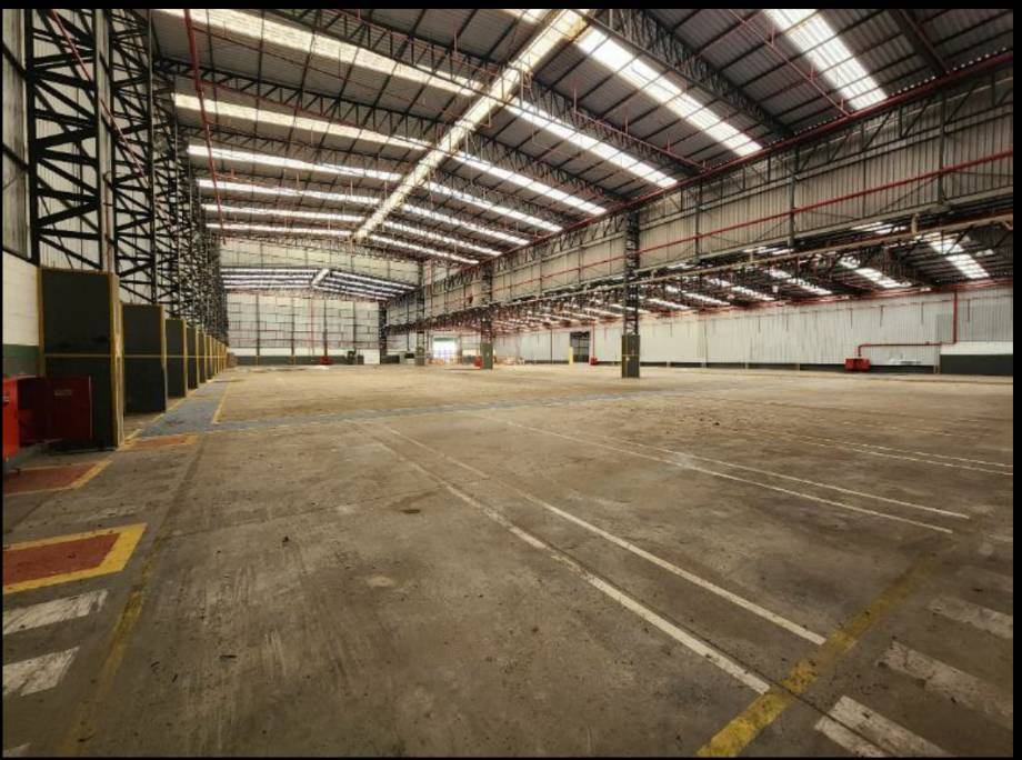 LOTE 6: Galpão, Padrão, 0 vaga(s) de garagem BOM JARDIM RJ, localizado em Bom Jardim - RJ, bairro Corrego de Santo Antonio