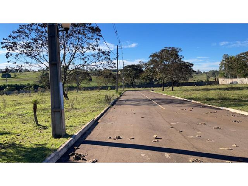 LOTE 4: Lote, Padrão, 0 vaga(s) de garagem Pérola PR, localizado em Pérola - PR