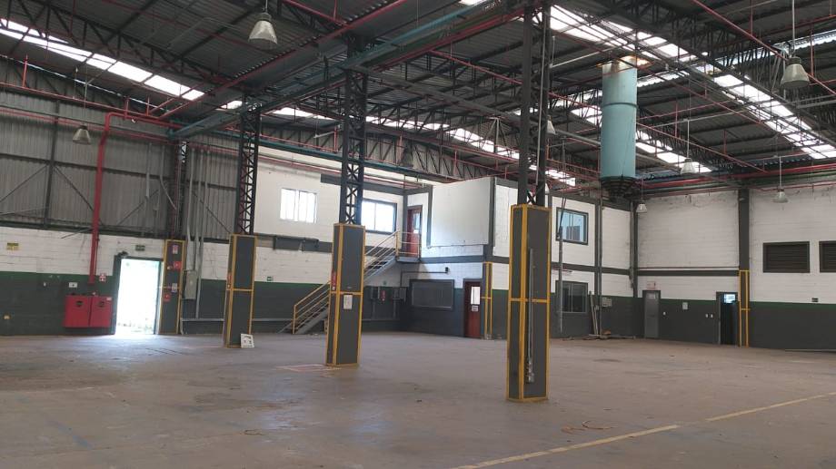 LOTE 6: Galpão, Padrão, 0 vaga(s) de garagem BOM JARDIM RJ, localizado em Bom Jardim - RJ, bairro Corrego de Santo Antonio