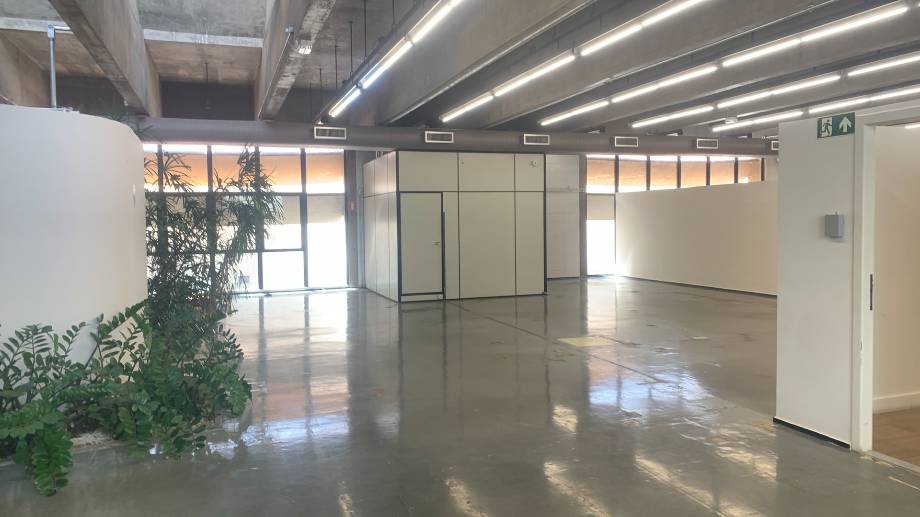 LOTE 15: Ex-agência, Padrão, 0 vaga(s) de garagem GENERAL SALGADO SP, localizado em General Salgado - SP, bairro Centro
