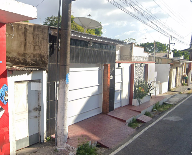 LOTE 17: Casa com 143,52 m² - Centro PARINTINS AM, localizado em Parintins - AM, bairro Centro
