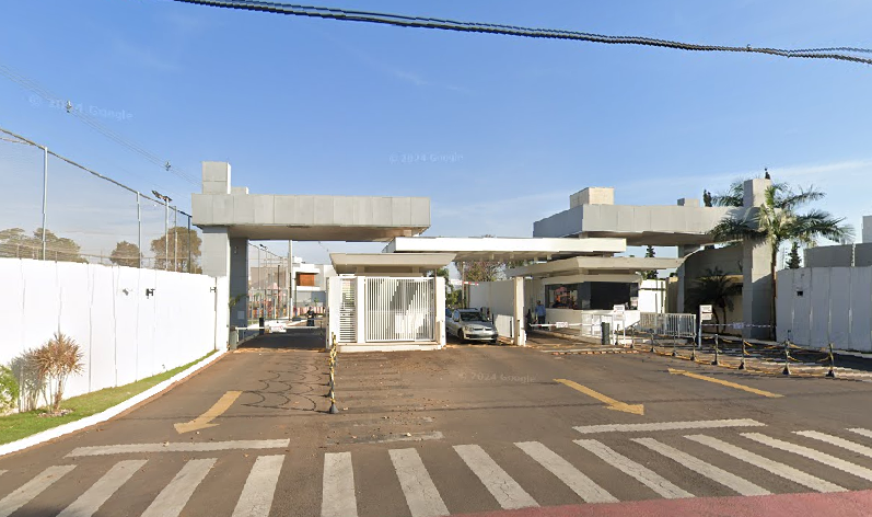LOTE 16: Casa com 491,51 m² - Conjunto Century Park CIANORTE PR