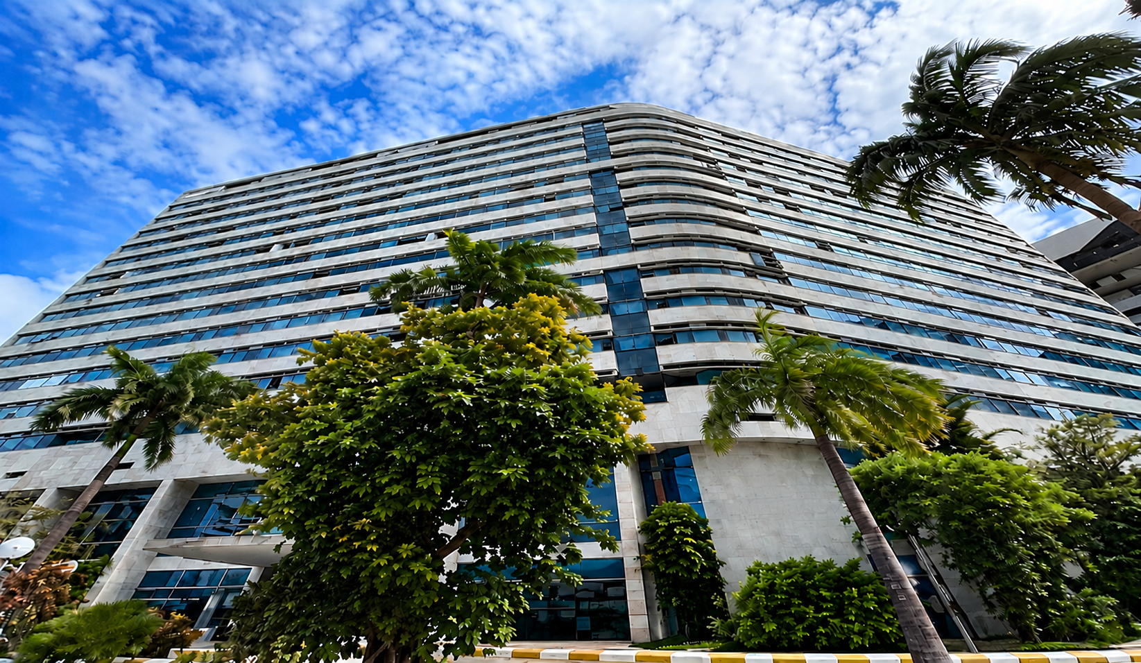 Imagem do imóvel LOTE 30: Apartamento Duplex com 108,18m² - Boa Viagem RECIFE PE