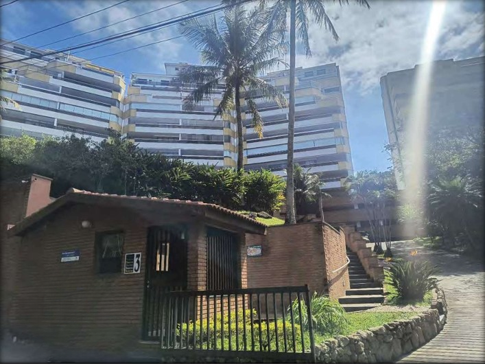 Imagem do imóvel LOTE 1: Apartamento com 170,380m² - Sorocotuba GUARUJÁ SP