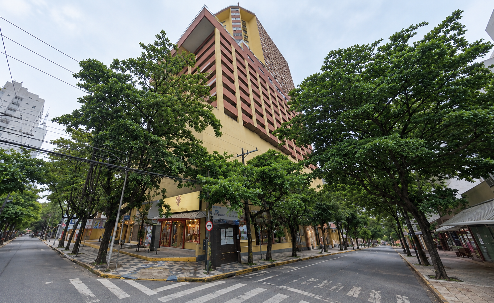 Imagem do imóvel LOTE 2: Box nº 618 com 12,00m² - Centro GUARUJÁ SP