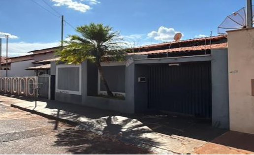 Lote 14: casa com 127,38 m² - semiramis 2 capinópolis mg - foto 2