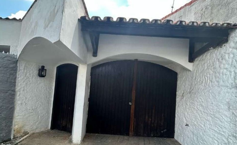 LOTE 1: Casa com 298m² + Terreno com 604m² - Vl. Pedro Moreira GUARULHOS SP, localizado em Guarulhos - SP, bairro Vila Pedro Moreira