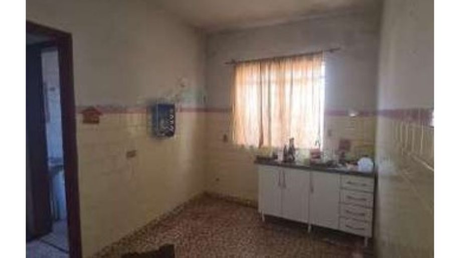 LOTE 1: Imóvel com 3 Residências em Localização Privilegiada! AMERICANA SP, localizado em Americana - SP, bairro Centro