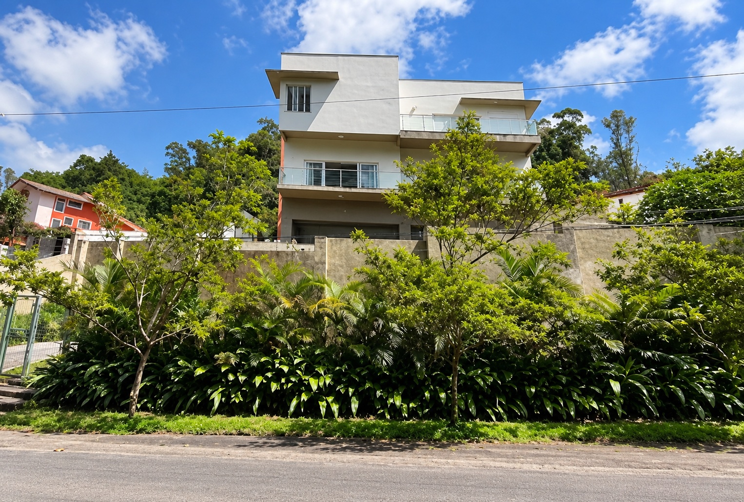 Imagem do imóvel LOTE 26: Prédio residencial com 651 m² - Palos Verde CARAPICUÍBA SP