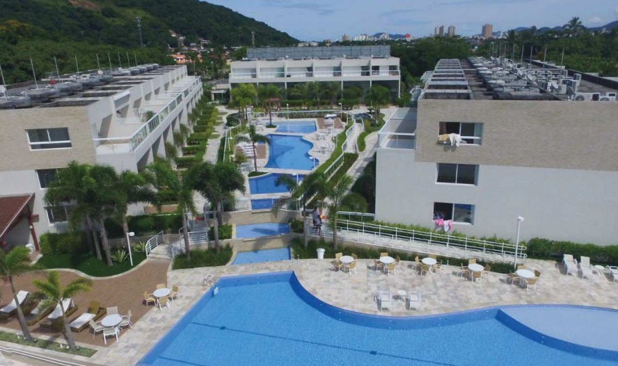 Casa com 421,46 m² - Balneário Praia de Pernambuco GUARUJÁ SP - leilão extrajudicial - GUARUJÁ SP - lance mínimo R$ 3.600.000