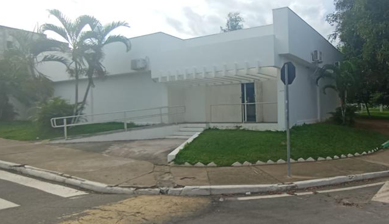 Prédio Comercial com 258,60 m² - Centro