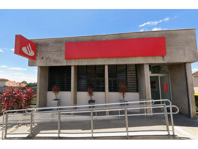 Imóvel Comercial em Leilão em Bofete / SP - 194193
