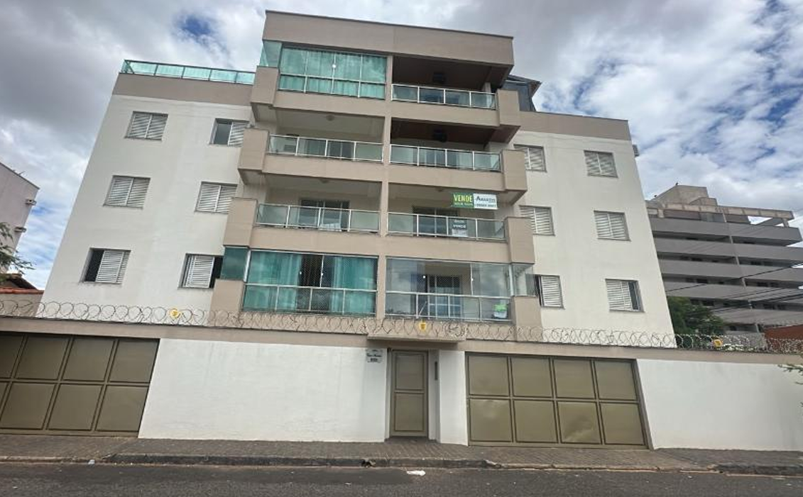 Imagem do imóvel LOTE 24: Apartamento (Cobertura Duplex) com 181,76m² - St. Mônica UBERLÂNDIA MG