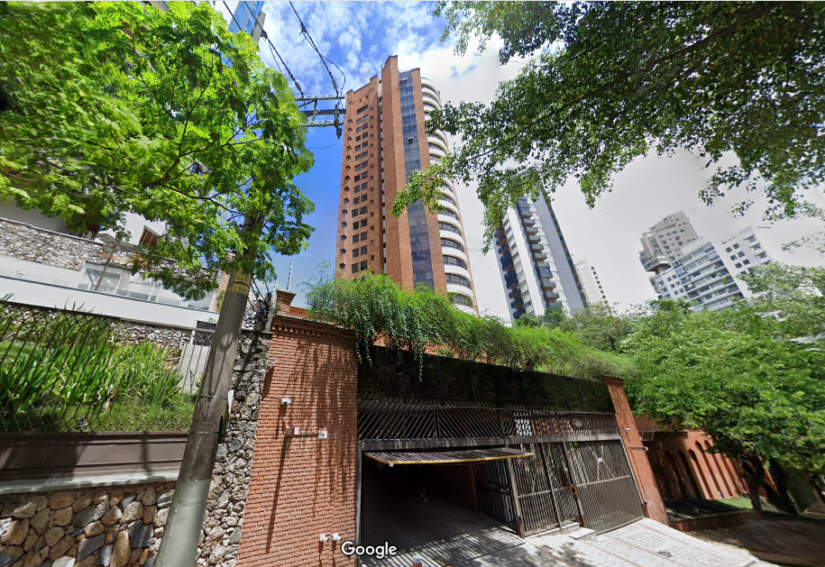 APARTAMENTO DE ALTO PADRÃO NA REGIÃO DO MORUMBI