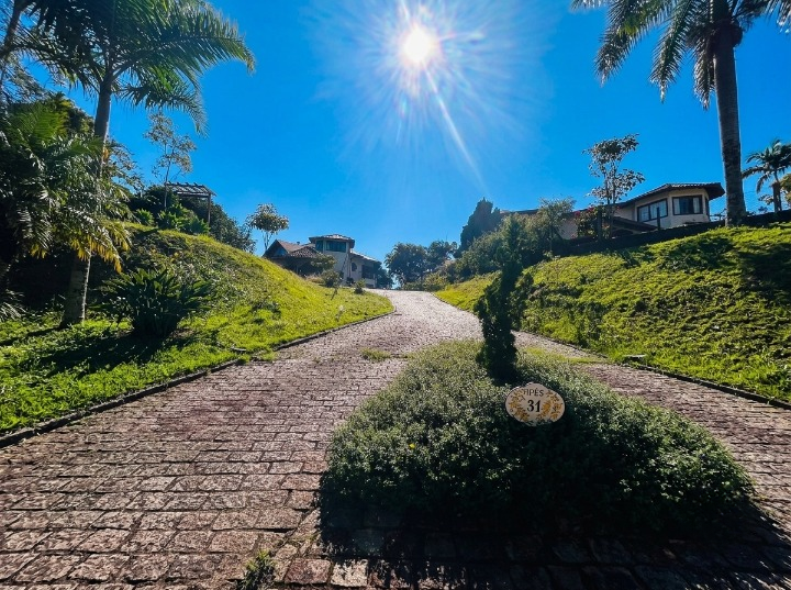 LOTE 1: Direitos sobre Casa com 524,88m²- Chácara Flora - (02) VALINHOS SP, localizado em Valinhos - SP, bairro Chácara Flora