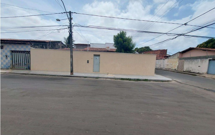 RUA E - (QUADRA 35, CASA 04, LOTEAMENTO COHAPAN)