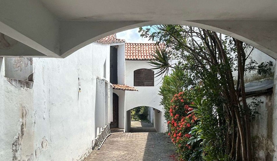 LOTE 1: Casa com 298m² + Terreno com 604m² - Vl. Pedro Moreira GUARULHOS SP, localizado em Guarulhos - SP, bairro Vila Pedro Moreira