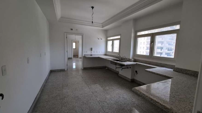 LOTE 1: Direitos sobre Duplex de Luxo com 672m² no JD. Europa - (02) SÃO PAULO SP, localizado em São Paulo - SP, bairro Jardim Europa