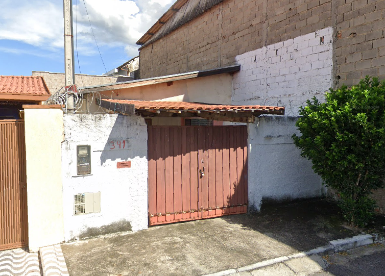 LOTE 1: Casa com 62,90m² - Vila Areão TAUBATE SP