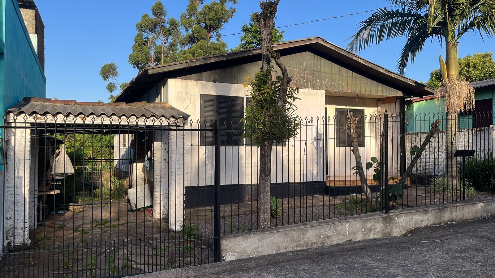 Casa com 90,67 m² - Centro JÚLIO DE CASTILHOS RS - leilão extrajudicial - JÚLIO DE CASTILHOS RS - lance mínimo R$ 34.000