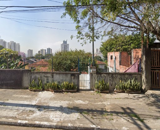 Casa com 204,22m² (AT) - Vila Dom Pedro I SÃO PAULO SP - leilão judicial - SÃO PAULO SP - lance mínimo R$ 1.019.959