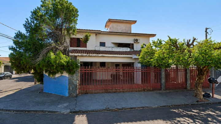 Casa com 300m² - Centro — foto 1