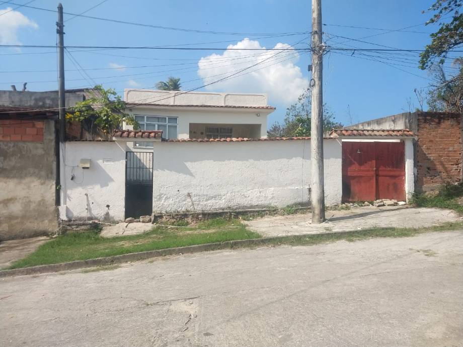 LOTE 2: Casa, Padrão, 1 vaga(s) de garagem São Gonçalo RJ, localizado em São Gonçalo - RJ