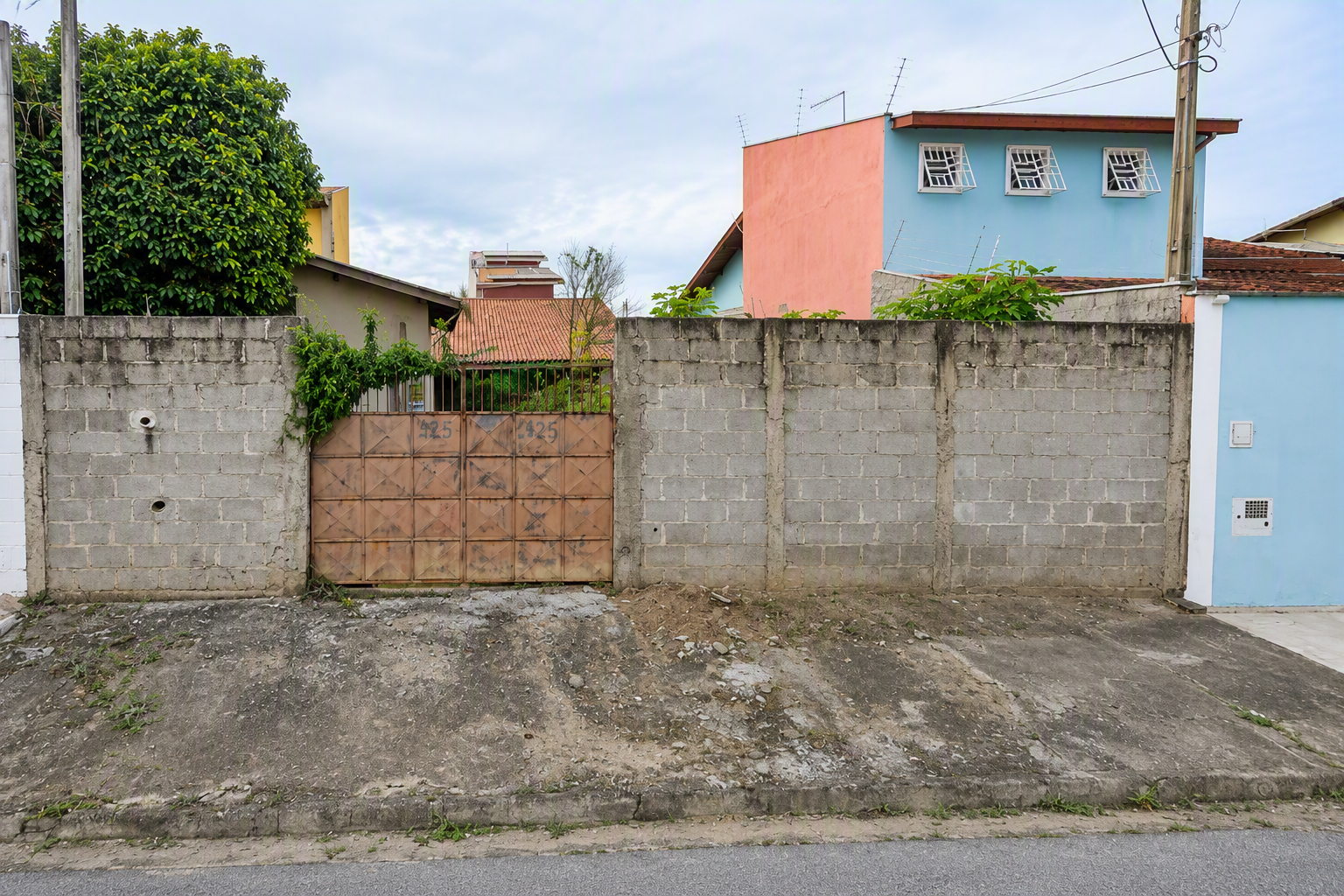 Imagem do imóvel LOTE 1: Terreno com 300m² - Res. Portal da Mantiqueira TAUBATÉ SP