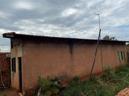 LOTE 1: Direitos sobre casa com 300m² (A.T) - Jardim Santa Lúcia COLINA SP