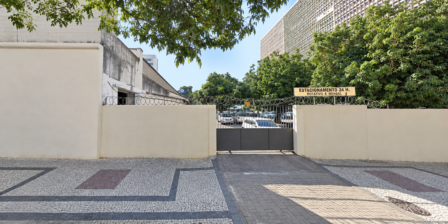 Imagem do imóvel LOTE 1: Terreno com galpão - Centro RIO DE JANEIRO RJ