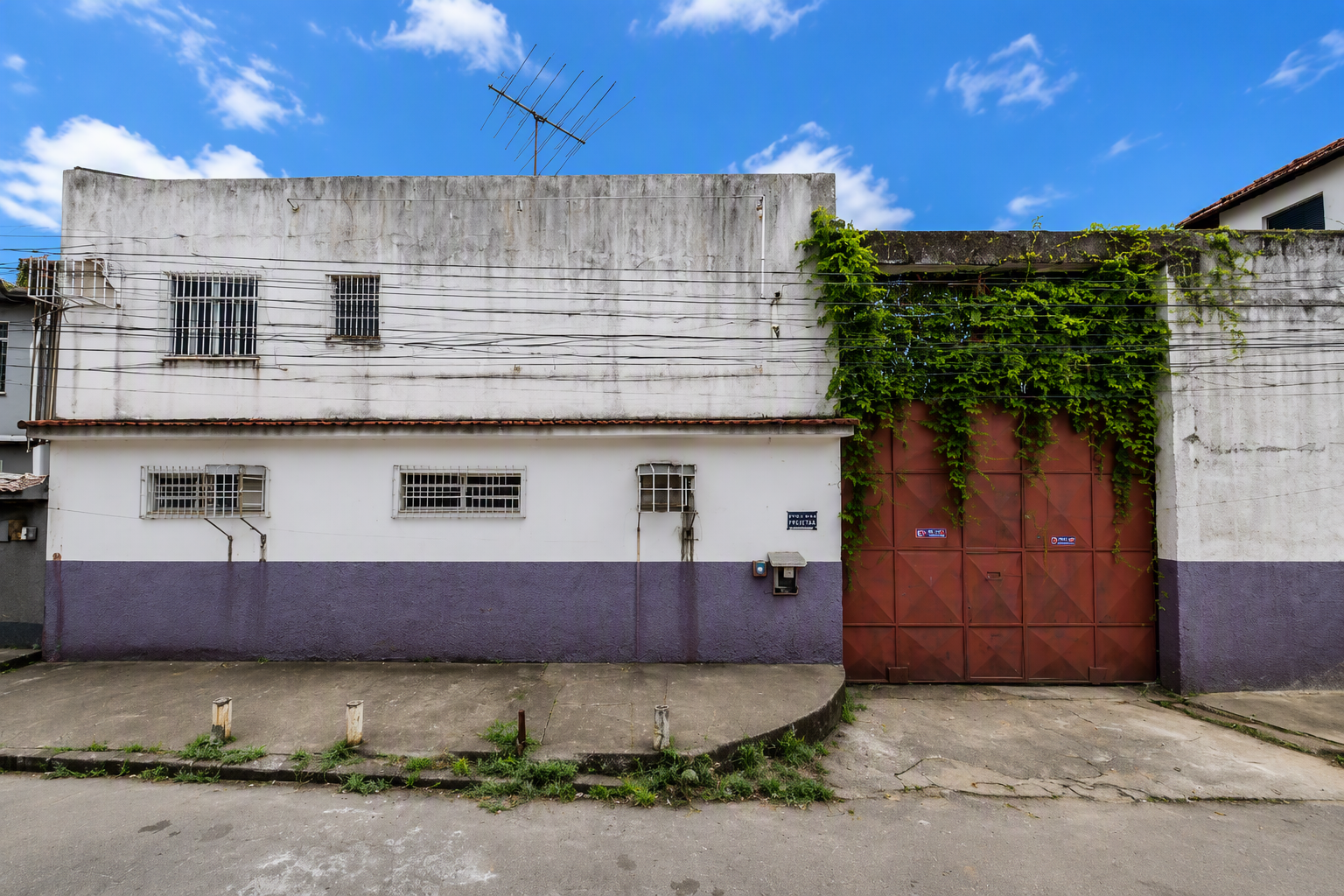 Imagem do imóvel LOTE 3: Galpão com 360,00m² - Chácaras Rio-Petrópolis DUQUE DE CAXIAS RJ