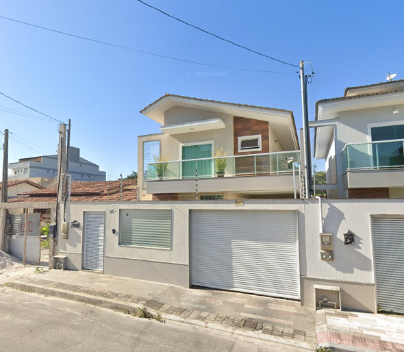 Casa com 180,54 m² - Praia do Morro