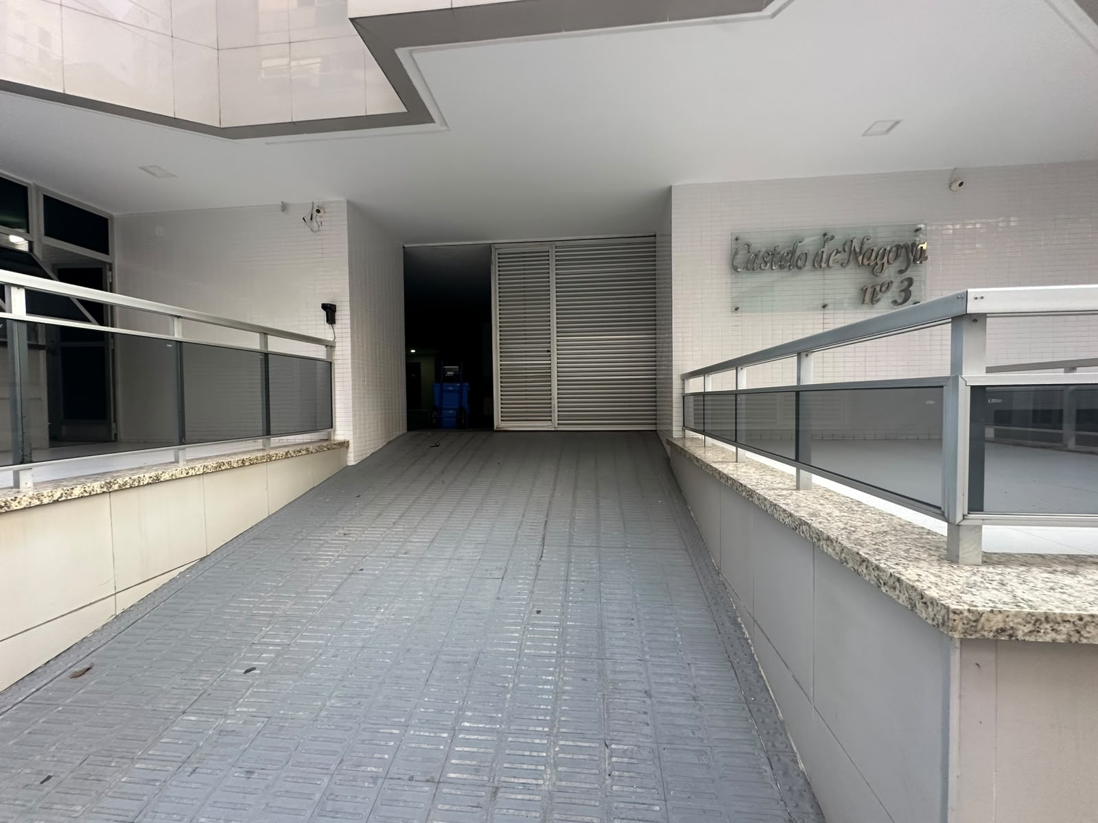 LOTE 1: Apartamento com 351,33 m² e 3 vagas - Praia da Costa VILA VELHA ES, localizado em Vila Velha - ES, bairro Praia da Costa