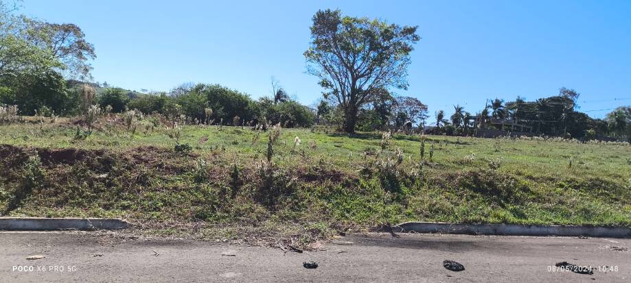 LOTE 3: Lote, Padrão, 0 vaga(s) de garagem Pérola PR, localizado em Pérola - PR