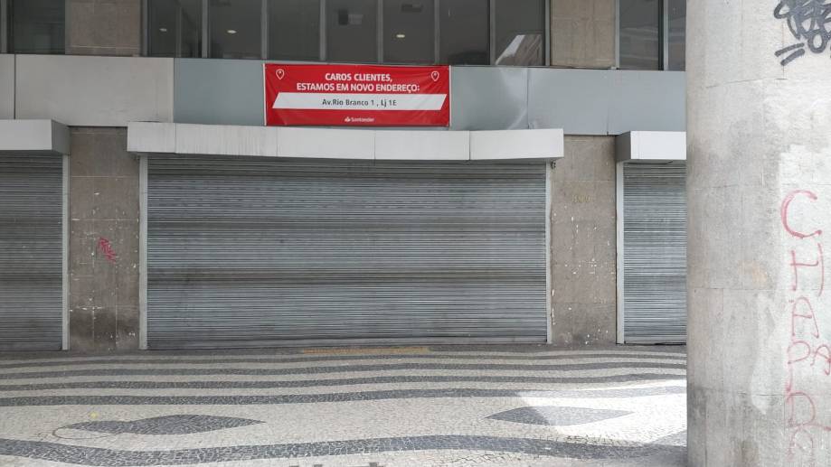 Imóvel Comercial em Leilão em Rio De Janeiro / RJ - 193695