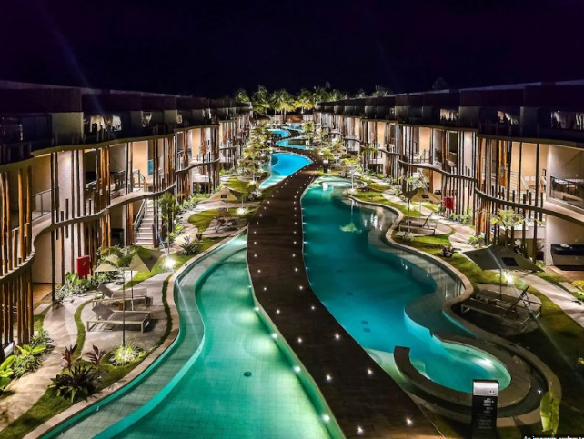 Triplex com 308,80m² - Praia de Tatuamunha - Milagres