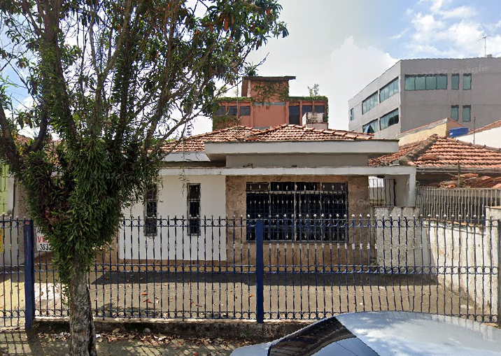 IMÓVEL COM AMPLO TERRENO NA VILA LEOPOLDINA, PRÓXIMO AO PARQUE VILLA-LOBOS