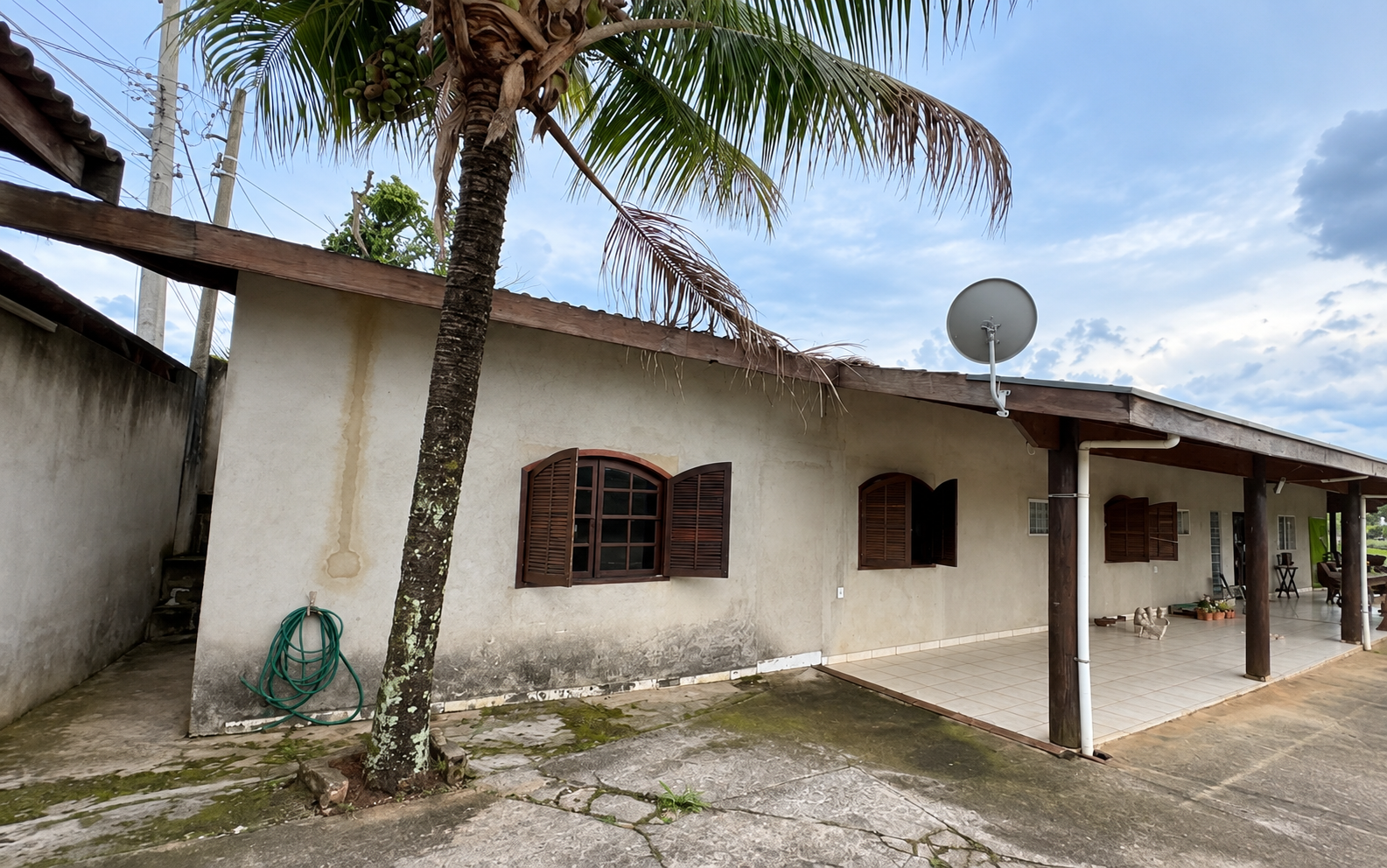Imagem do imóvel LOTE 1: Direitos sobre casa com 262m² - Chácara Campestre TAUBATÉ SP