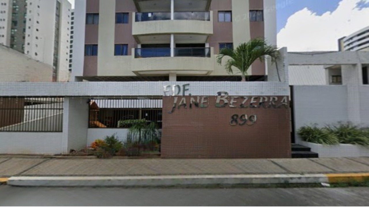 Apartamento no Maurício de Nassau (foto 2 de 2)