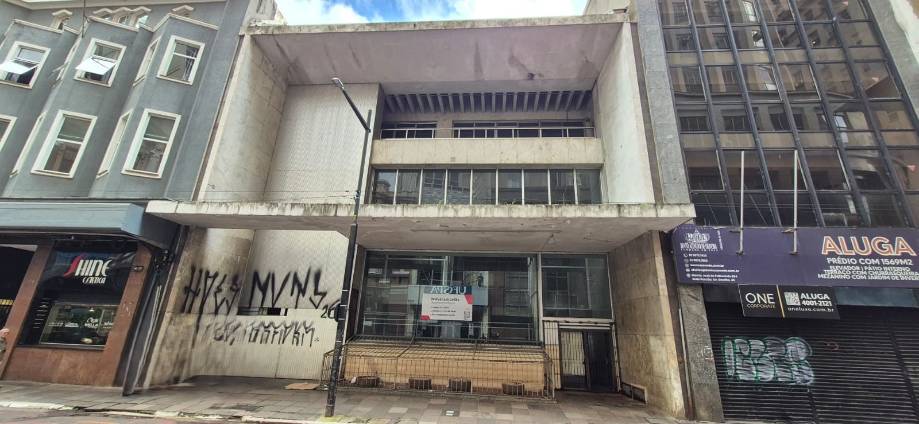 Imagem do imóvel LOTE 3: Ex-agência, Padrão, 0 vaga(s) de garagem PORTO ALEGRE RS